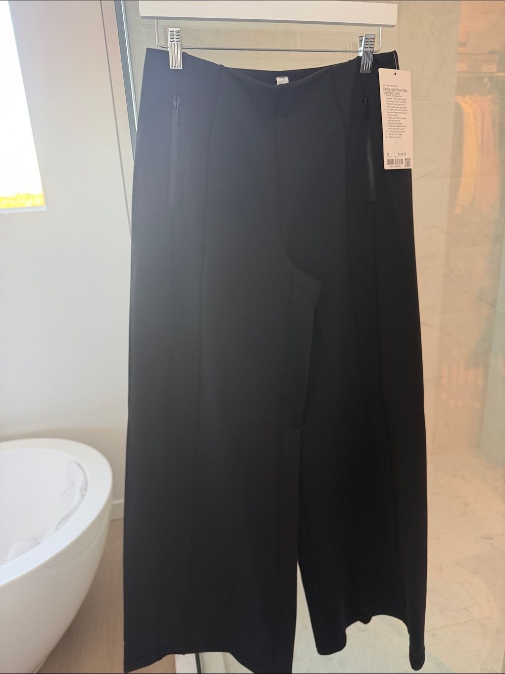 Lululemon Define High-Rise Wide-Leg Pant Luon - NWT - Med - Black - Picture 9 of 12